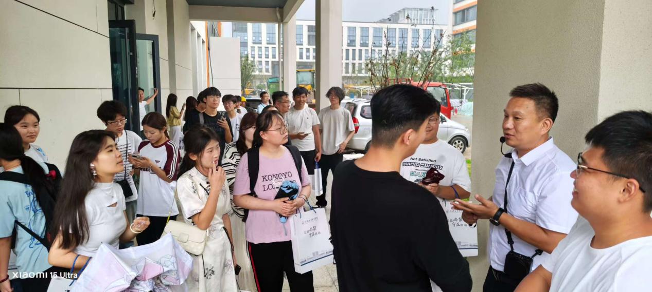 首年招生 臨沂城市職業(yè)學(xué)院校園開放日為何如此火爆(圖2)